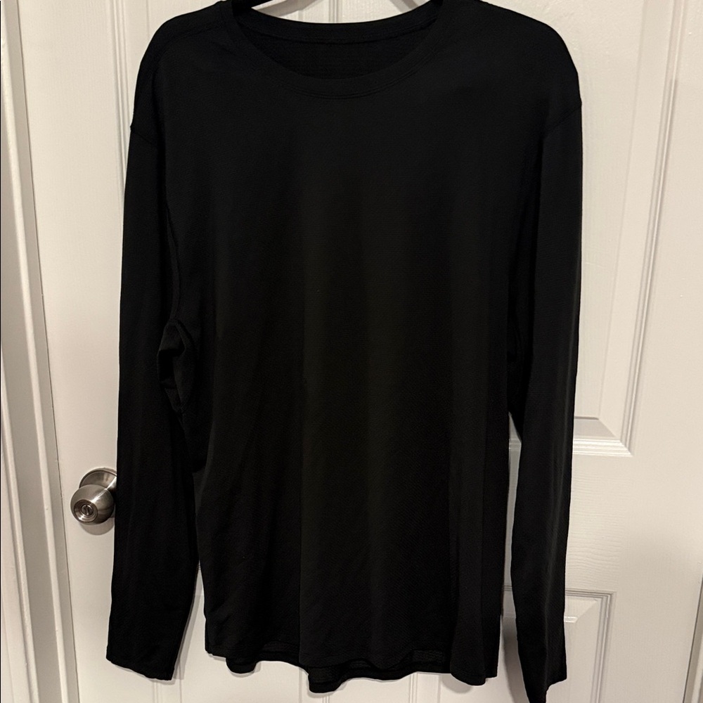 lululemon athletica Men's Jet Black Long Sleeve Shirt